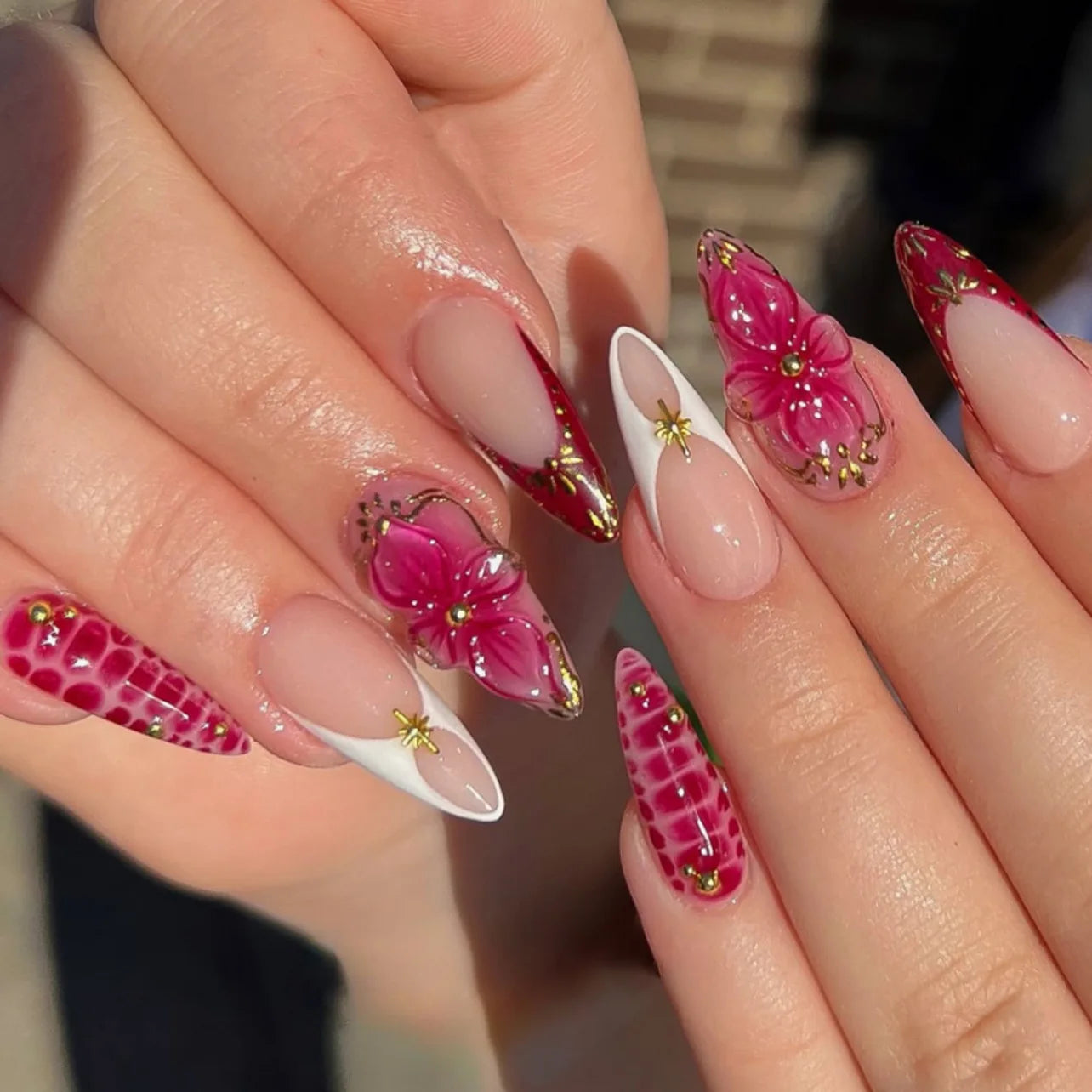 24pcs Pink Flower Almond Press on Nails Kawaii False Nails Wearable Stick-on Nails Fake Nail