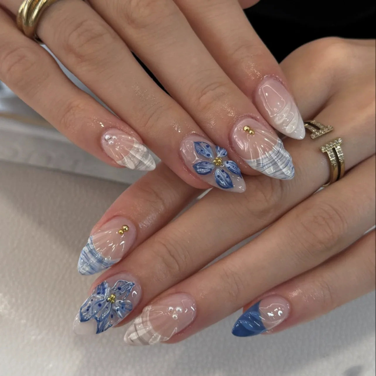 24pcs Pink Flower Almond Press on Nails Kawaii False Nails Wearable Stick-on Nails Fake Nail
